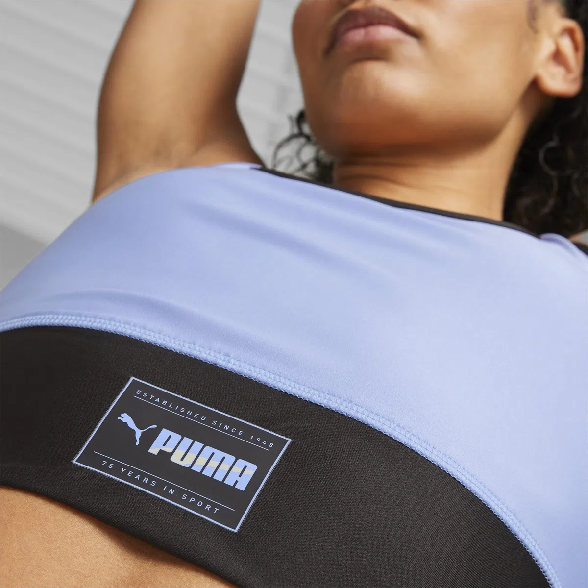PUMA Damen Fit Skimmer Trainingstop SElektro Purple Black