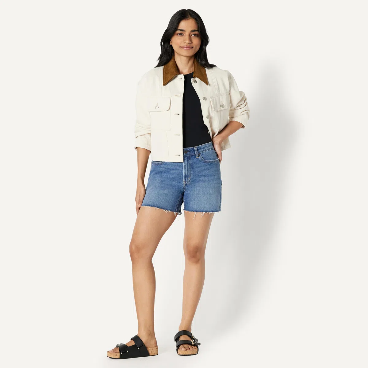 Amazon Essentials Damen Regular-Fit-Jeansshorts mit Mittelhohem Bund