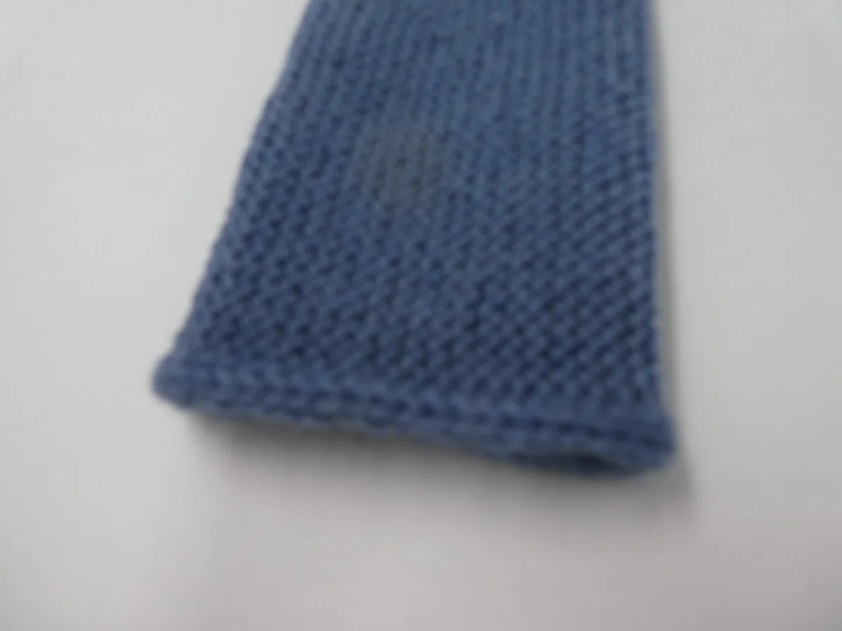 1 Paar Handgestrickte Pulswärmer mit schönem Muster, Blau, Merino-Qulität, Angelika Patschi