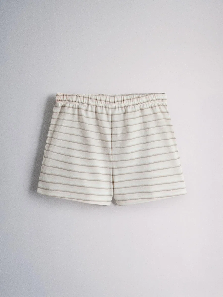 THE SET Mädchen T-Shirt mit Rüschenärmeln und Shorts aus Baumwolljersey, 5er-Pack