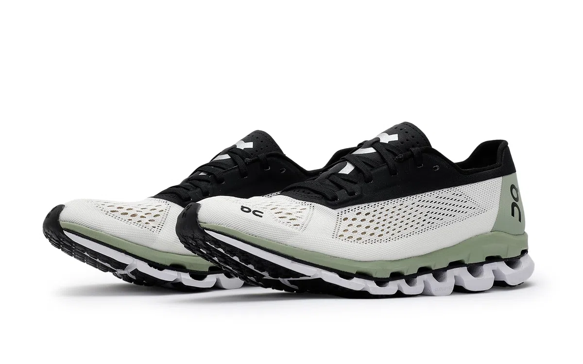 ON Damen On Running Cloudboom 1 37.99596Sneaker