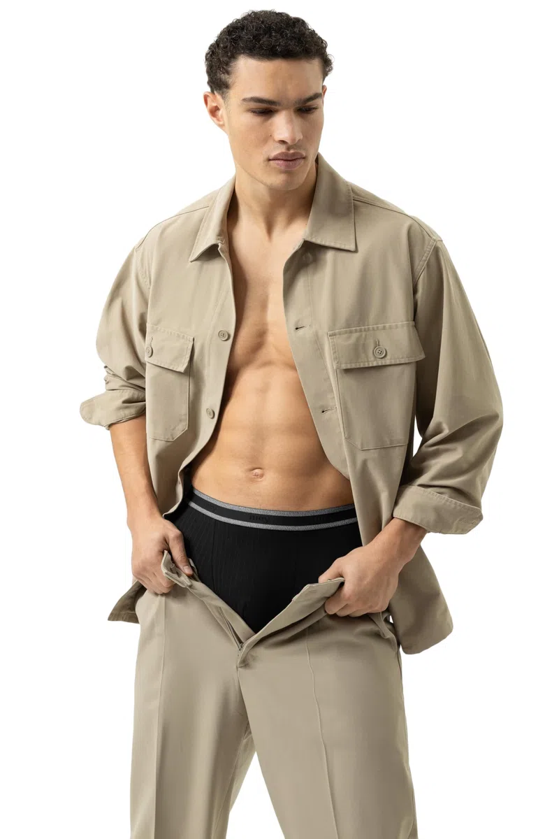 Mey Herren Shorty: Klassischer Sitz, Aufgesetzter Webbund, Logo, Flache Beinabschlüsse, Formstabil, Serie Unlimited