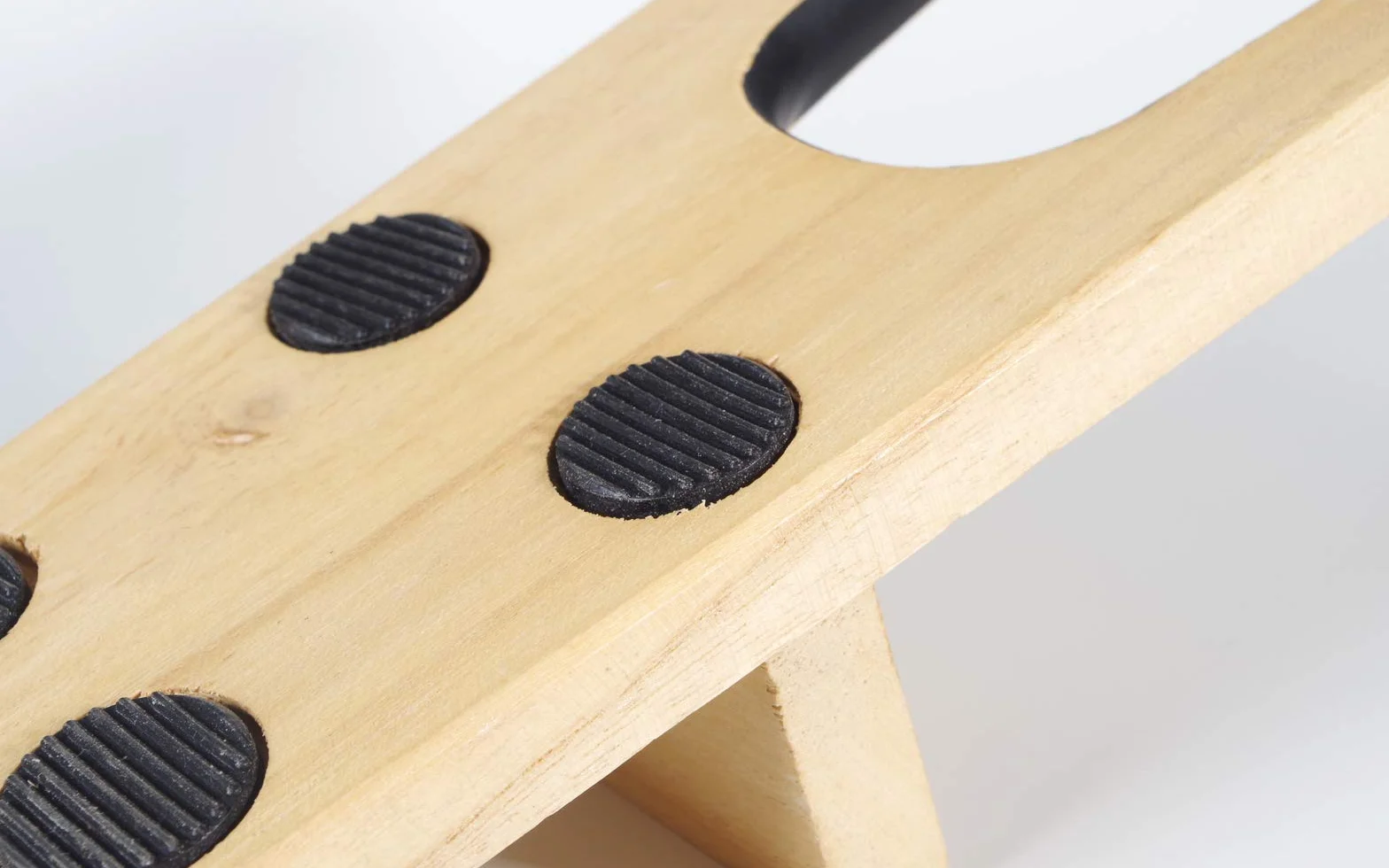 Kaps Stiefelknecht aus Holz mit Gummieinlage – robuster & stabiler Schuhauszieher & Stiefelauszieher mit Anti Rutsch Gumminoppen – Schuhknecht für z.B. Boots, Stiefel, Reitstiefel & Gummistiefel