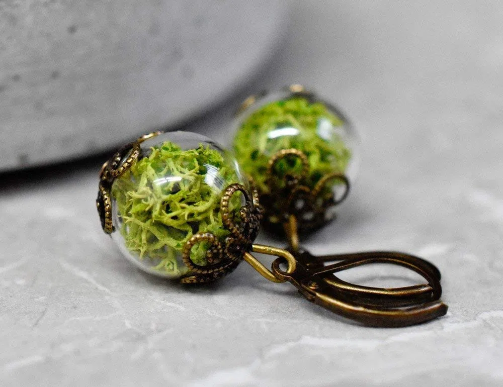 MadamLili Echtes Moos Ohrringe Set Bronze Ohrhänger Grün | Vintage Stil, Waldmoos Islandmoos, Handgefertigt, Exklusive Schmuckbox, Naturschmuck