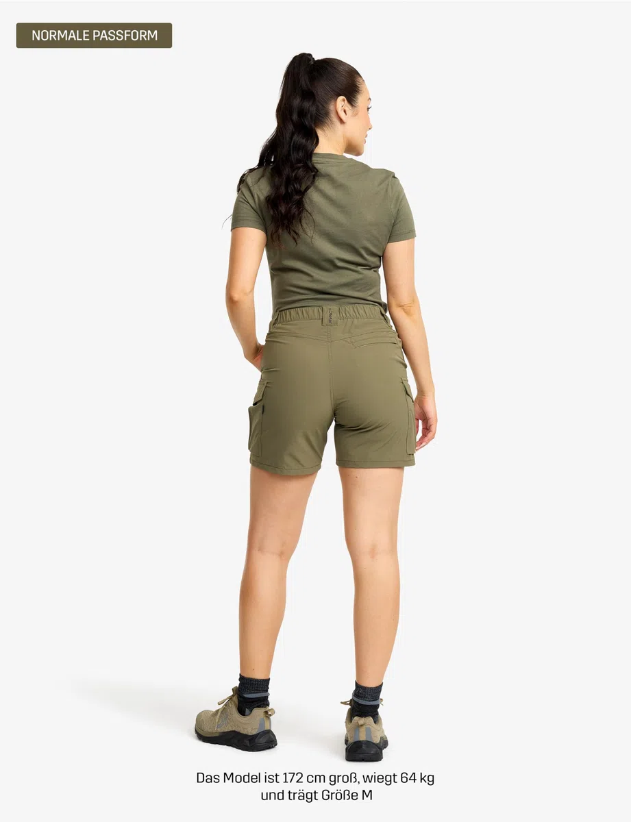 RevolutionRace Adventure Cargo Stretch Shorts für Damen, Leichte und Praktische Wandershorts
