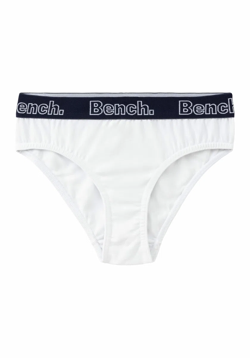 Bench Teenager Slip