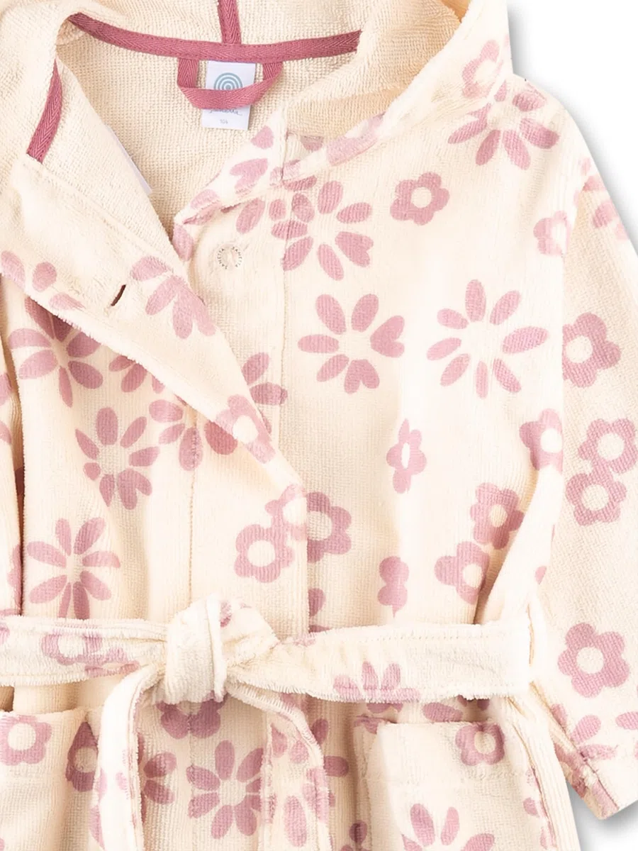 Sanetta Mädchen-Schlafanzug lang aus Nicki beige Blumen | Hochwertiger und bequemer Schlafanzug aus Nicki für Mädchen.