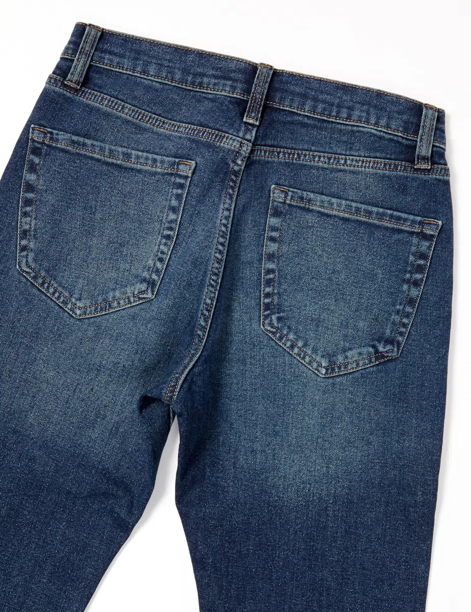 Amazon Essentials Herren Bootcut-Jeans mit gerader Passform - Auslauffarben