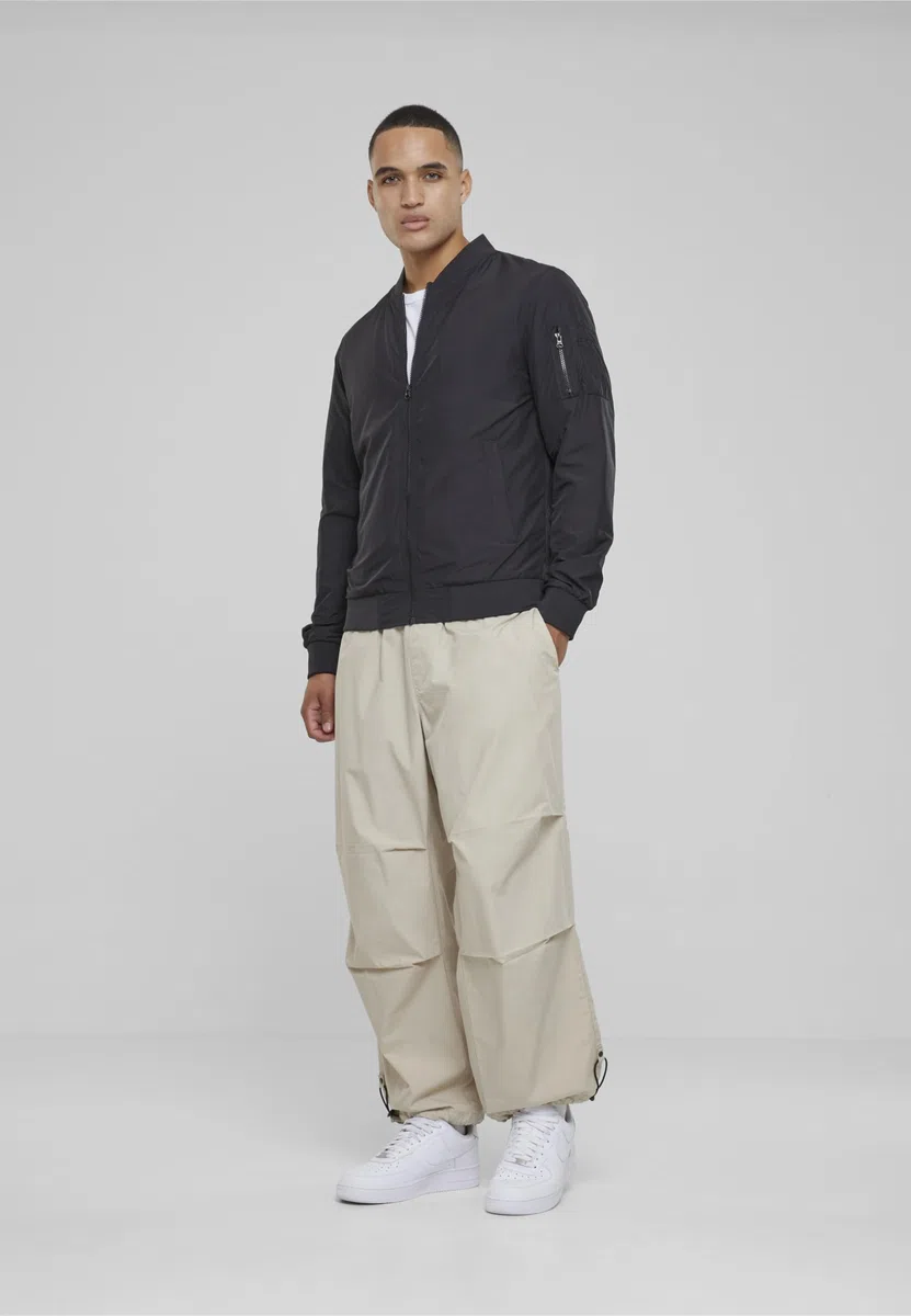 Urban Classics Herren Light Bomber Jacket