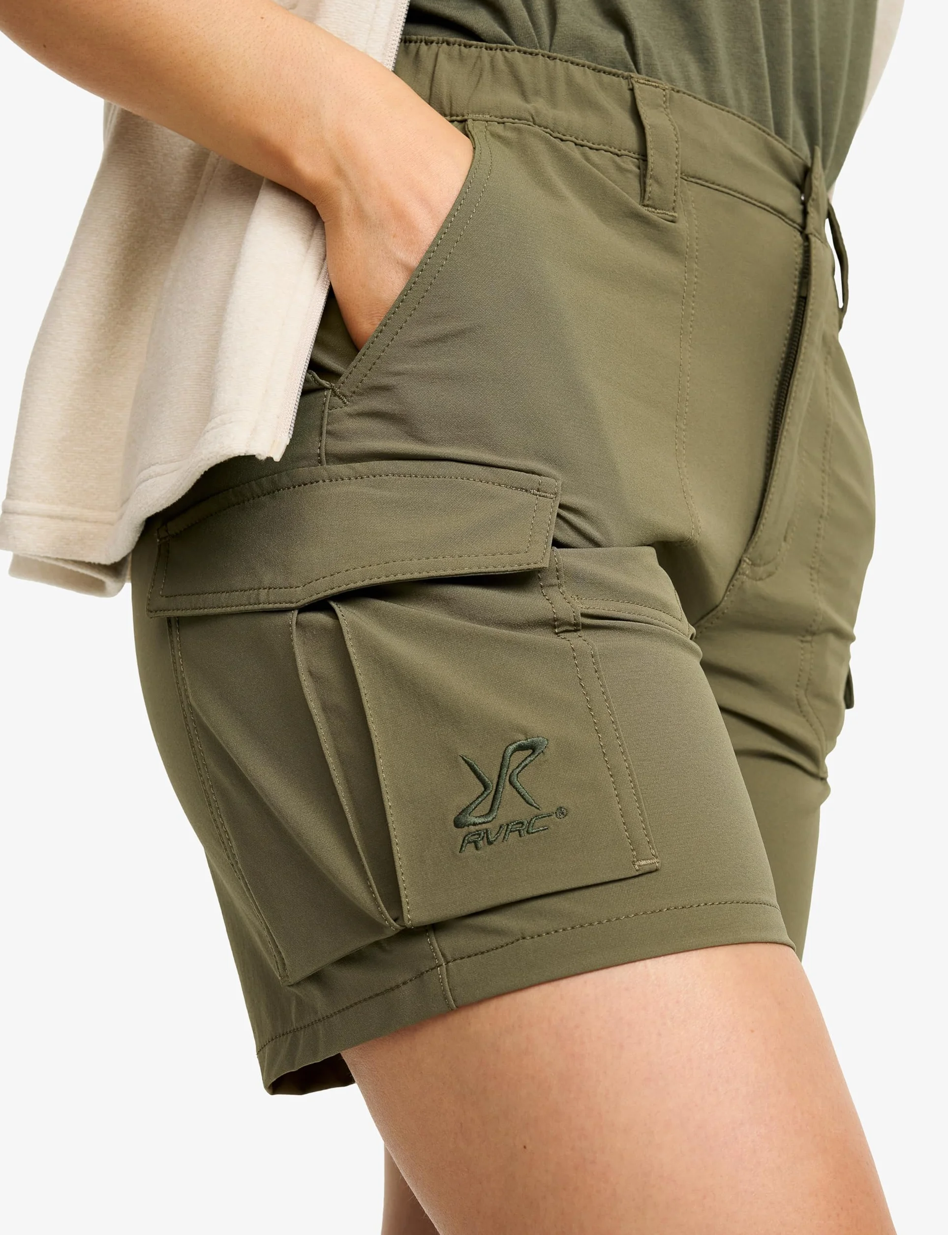 RevolutionRace Adventure Cargo Stretch Shorts für Damen, Leichte und Praktische Wandershorts