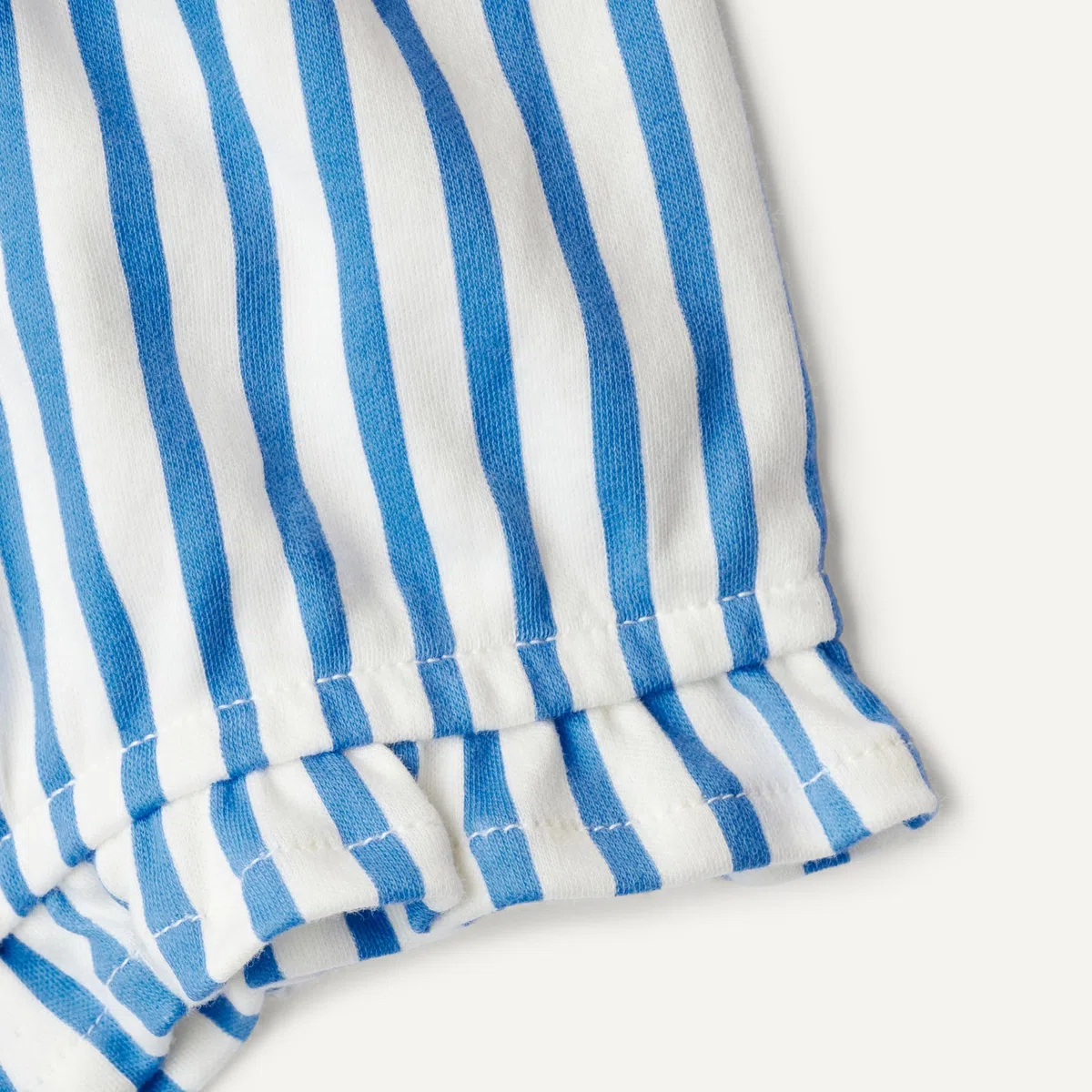 Amazon Essentials x Sofia Grainge Baby - Mädchen Spielset aus baumwollener, ärmelloser Bluse und Shorts