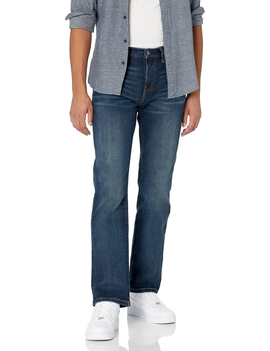 Amazon Essentials Herren Bootcut-Jeans mit gerader Passform - Auslauffarben