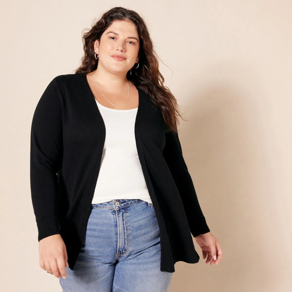 Amazon Essentials Damen Leichte Strickjacke ohne Knöpfe (in Übergröße erhältlich)