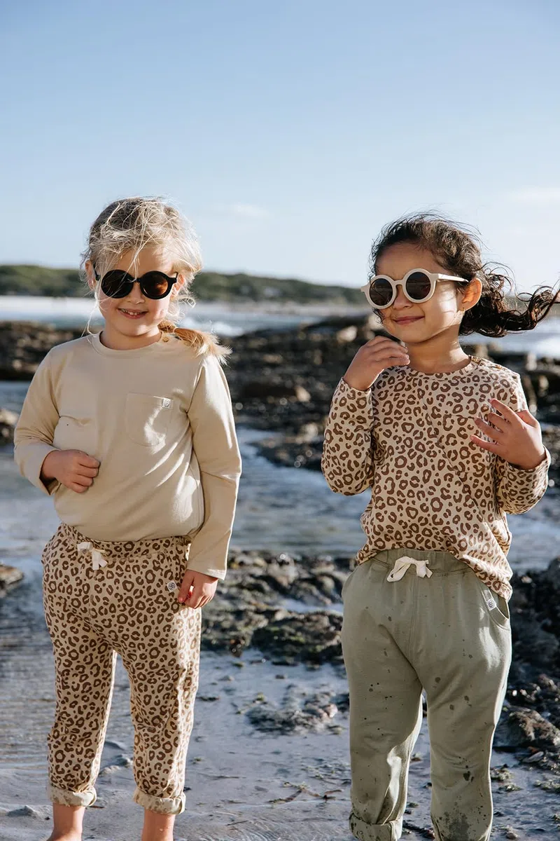 Cloby Kinder Long Sleeve Shirt/Langarmshirt - mit UV-Schutz (UPF 50+) - für Jungen und Mädchen - Leopard braun (Gr. 3-4 Jahre)